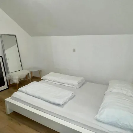 Modernloft Ried, Balcony Appartement *